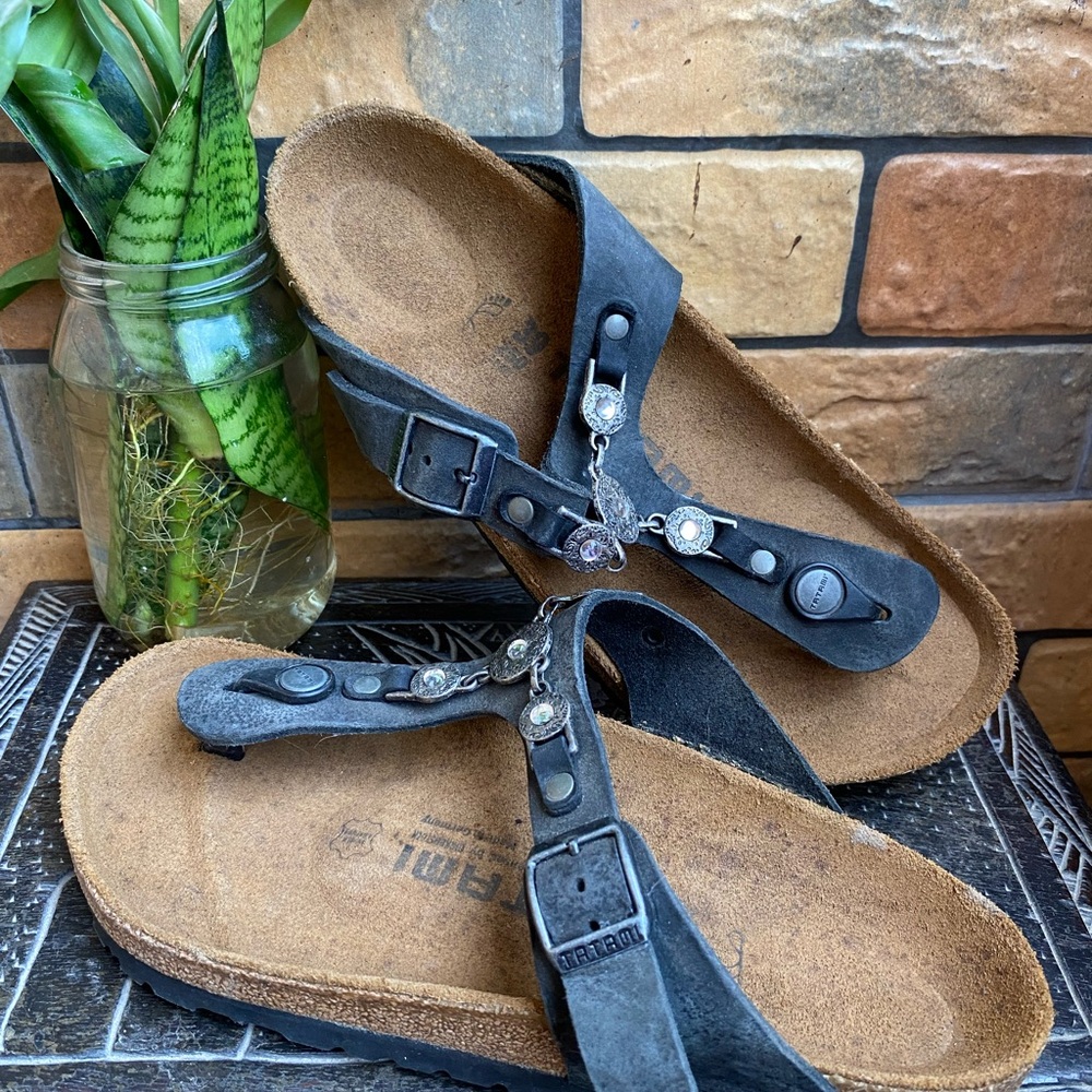 Stylish Black Sandals